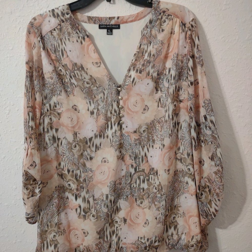 Sara Michelle Floral Pattern 3/4 Sleeves Gold Button accents Size: XL